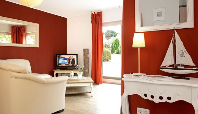 Inselhaus Poel 2 - Comfortable holiday in a peaceful location in Kaltenhof.