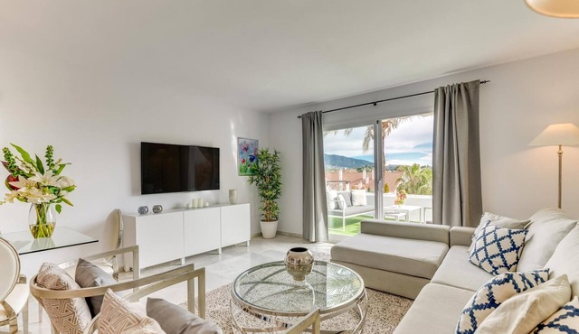 Jardines 16 Beautiful family apartment