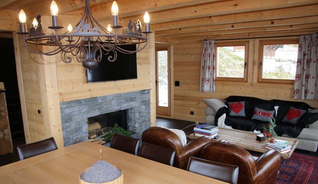 La Trinité MOUNTAIN & GARDEN chalet 10 pers