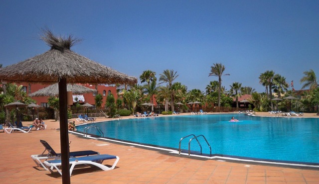 large 1 bedroom apartment in Corralejo Fuerteventura sleeps 4