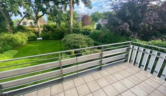 Large, new and high-quality apartment in Forstwald