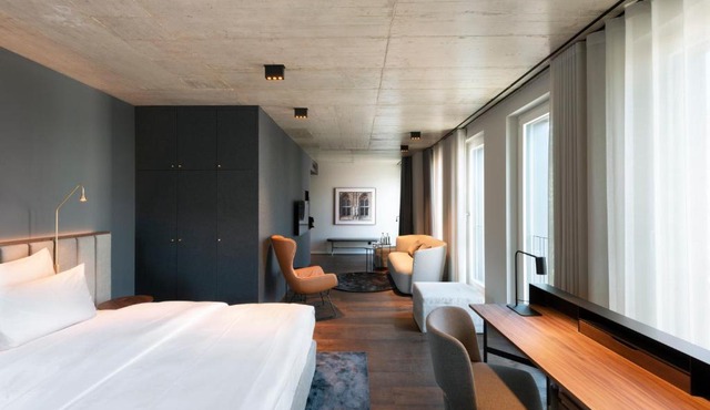 Legend Hotel
