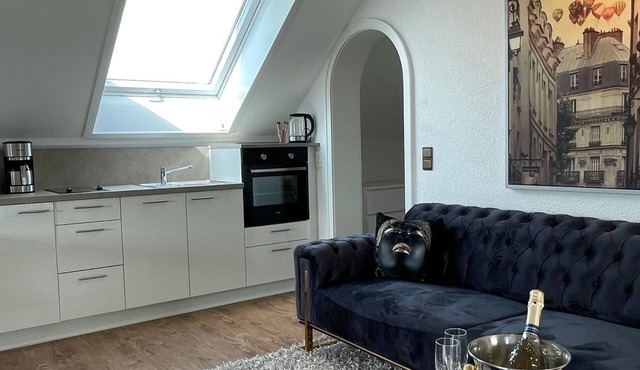 Light-flooded vacation apartment (60 sqm) for two people with south-facing balcony