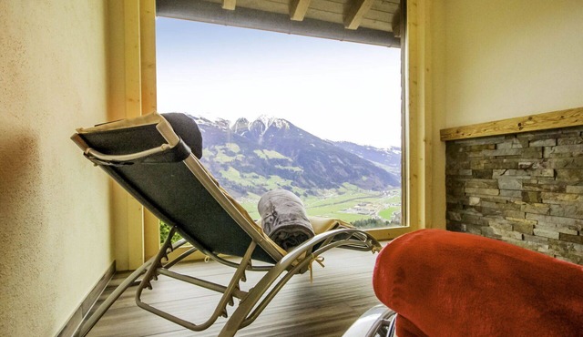 Lovely apartment for 20 people with WIFI, TV and balcony