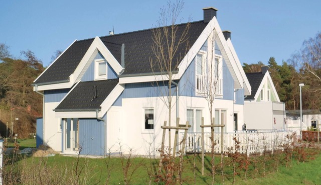 Lovely home in Breege/Juliusruh