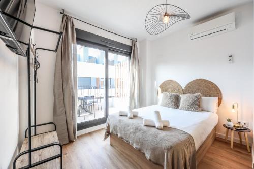 Luxurious Studio with Terrace and Parking in Madrid