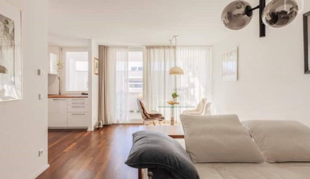 Luxury Apartment I Balcony I Office I Parking I TOP location I Kid, Pet friendly