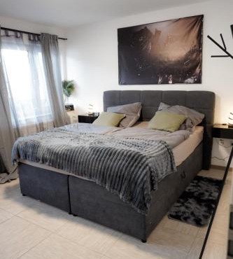 M House Do Modernes Privatzimmer mit Balkon & Self Check-in
