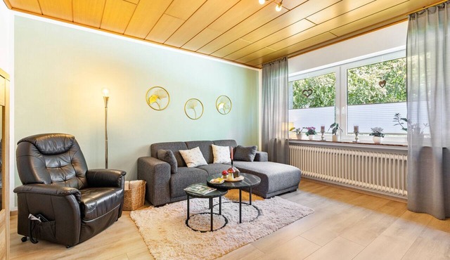 Mama Mia Apartment with Shared Garden