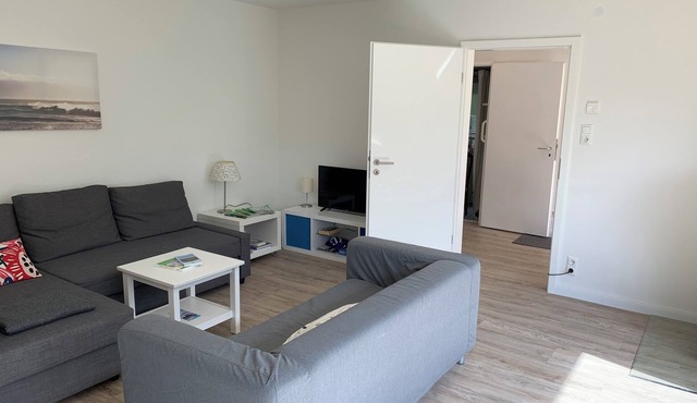 Modern 125 sm house near Hamburg: Families & groups big garden, 100 Mbit Wi-Fi