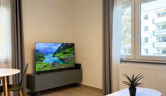Modern 2-room apartment | parking lot | quiet | near A1