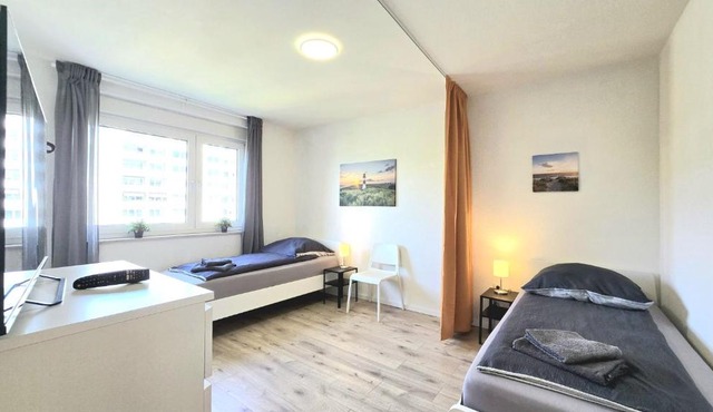 Modern 3-Room Apartment with Balcony & Free Parking & Free Wi-Fi in Hagen - HA03
