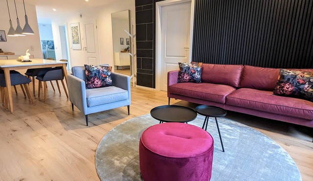 Modern apartment for 5 people near the pier