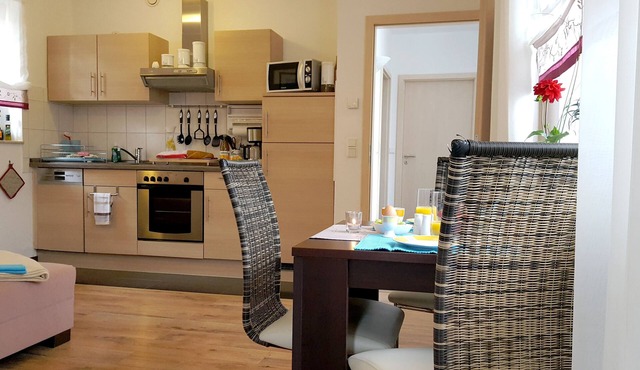 Modern & cozy 2-room apartment near the beach