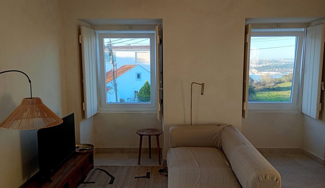 Modern Private Studio | Ocean View & Rooftop