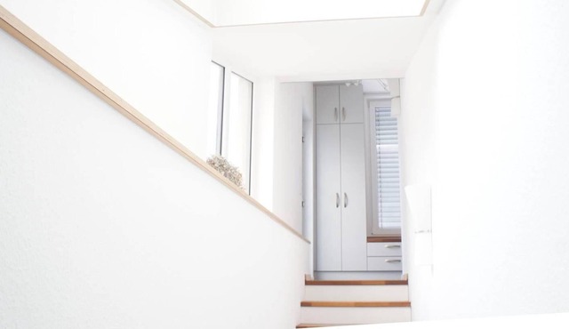 Modern residential apartment with own entrance in Weingarten