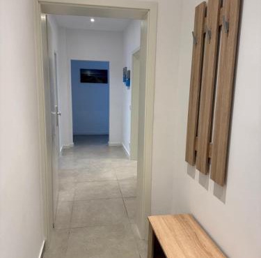 Moderne 2- Zimmer- Monteurwohnung, gute Verkehrsanbindung, Internet inklusive