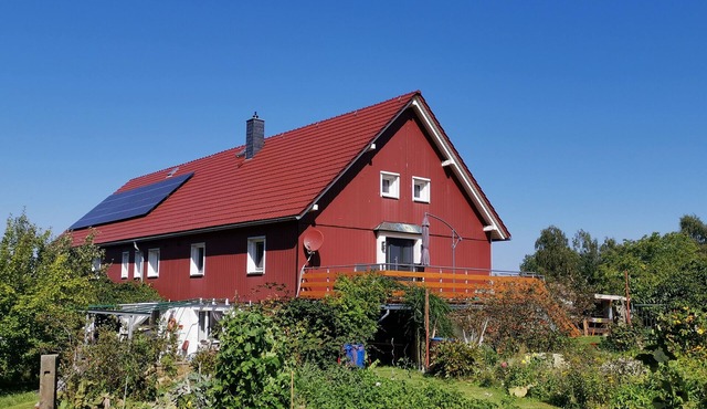 Moderne Ferienwohnung mit Großem Außenbereich, Familien- und Haustierfreundlich