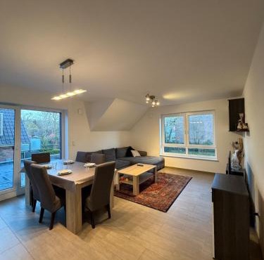 Modernes Apartment nahe Zentrum mit Küche und Parkplatz