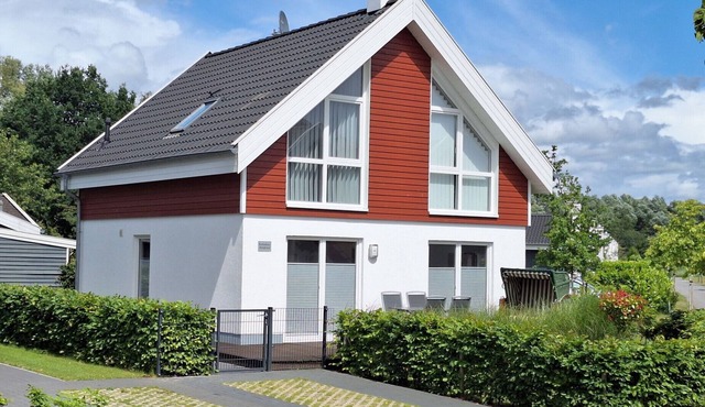 Modernes Ferienhaus in Perfekter Lage mit Kamin, Sauna, Whirlpool
