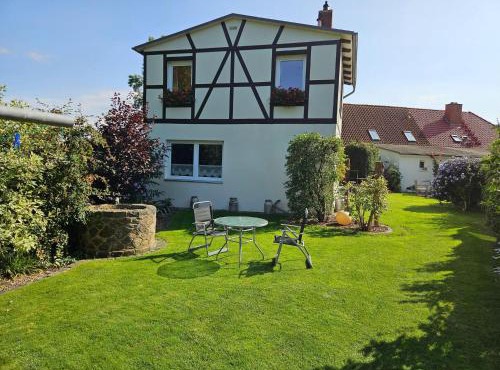 Modernes Ferienhaus mit Garten in Kägsdorf