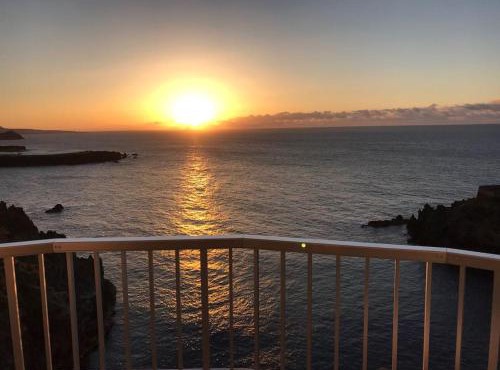 Monisunset
