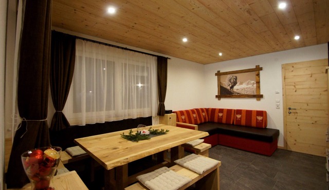 Mountain chalet Zillertal, near Spieljochbahn, cozy and familiar and quiet