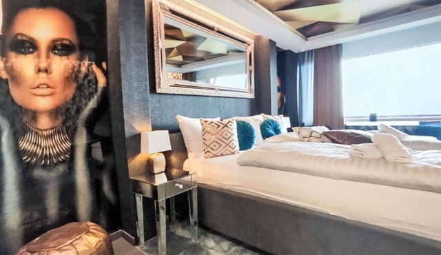 Nice apartment for 2 people with pool, WIFI, TV and balcony