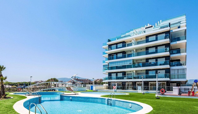 Nice apartment for 4 people with pool, A/C, WIFI, TV and terrace