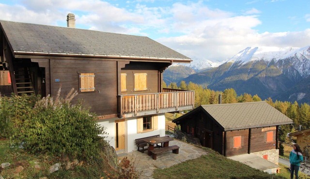 Nice apartment for 5 people with WIFI, TV and balcony