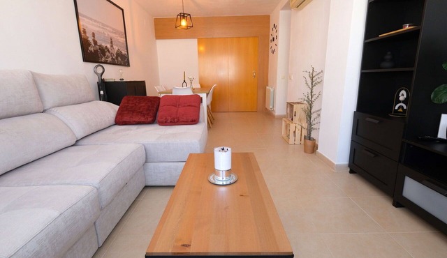 Nice apartment for 5 guests with WIFI, A/C, TV and balcony