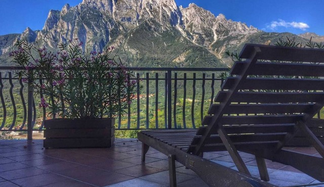 ORIGINS-Panoramic terrace in Valcamonica!