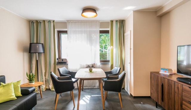 Ostsee Elmenhorst Sehr hochwertige Dreizimmer Ferienwohnung mit Gartenterrasse