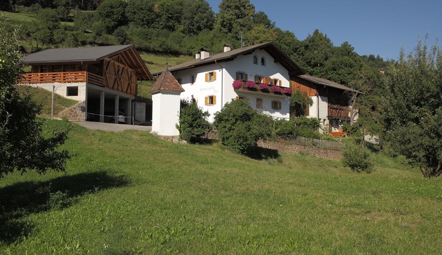 Paderlafoderhof Apartment 1, Zentrale Lage mit Garage