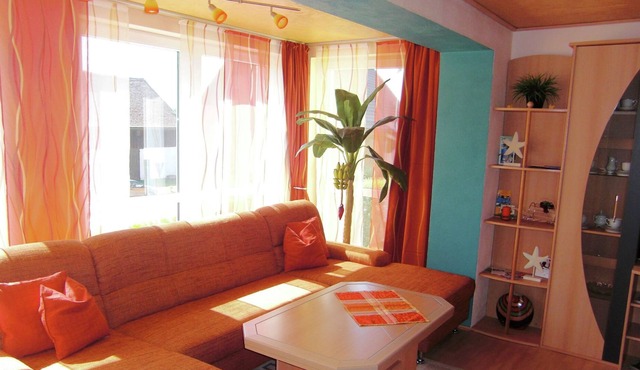 Picturesque Apartment in Lichtenhain with Pond