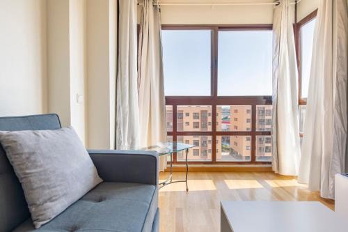 Piso Exclusivo con Piscina y Atención 24 horas cerca del Aeropuerto e IFEMA