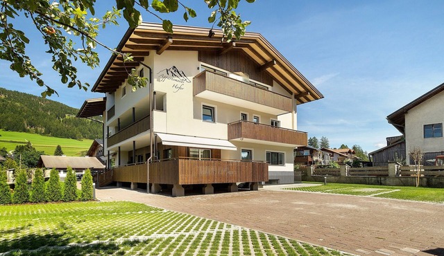 Premium Apartment Hofer Heidi – Fast Internet, Free Parking