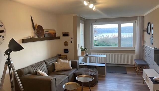 Premium Apartment 'Seezauber Directly on the Water' with Lake View, Private Terrace & Wi-Fi
