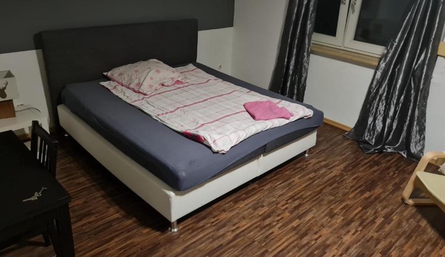 Privates Zimmer in Schnelsen