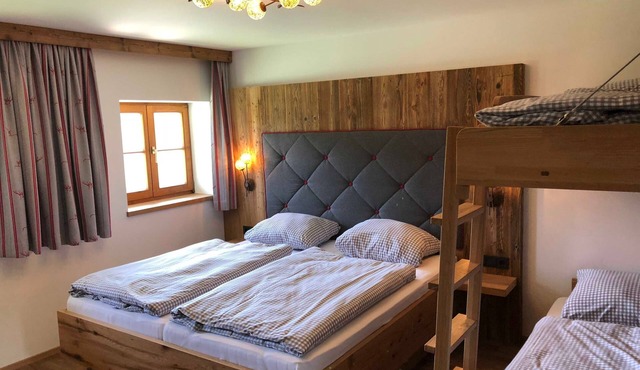 Quadruple Room - Berggasthof Obere Firstalm