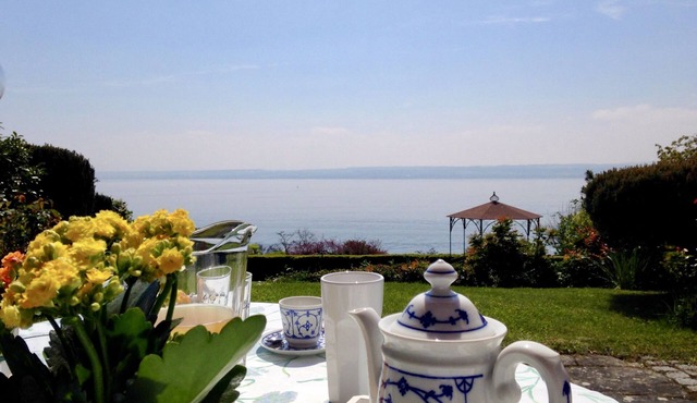 Quiet and ideally located vacation home with south-facing terrace and fantastic views.