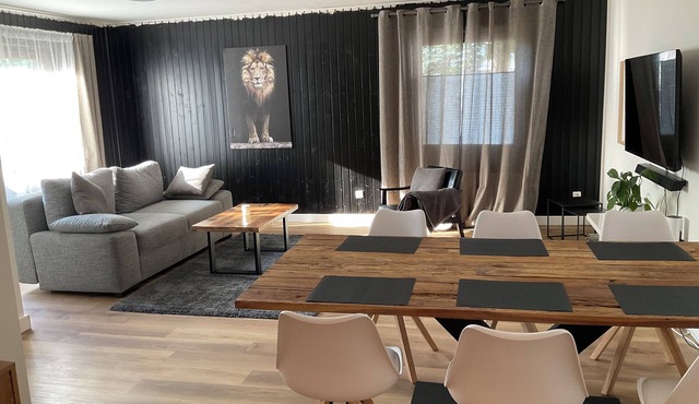 Quiet, fully equipped guest apartment