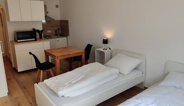 Quiet Studio Apartment with Cozy Private Terrace