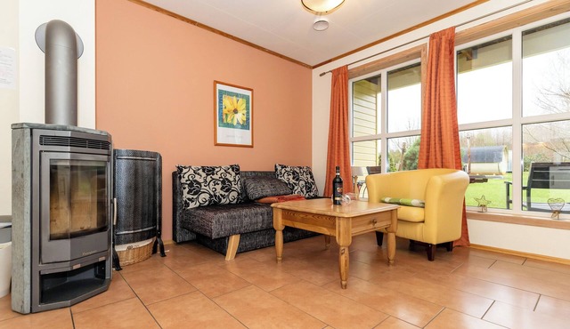 Quietly located 2-room vacation apartment with sauna, hot tub and large garden