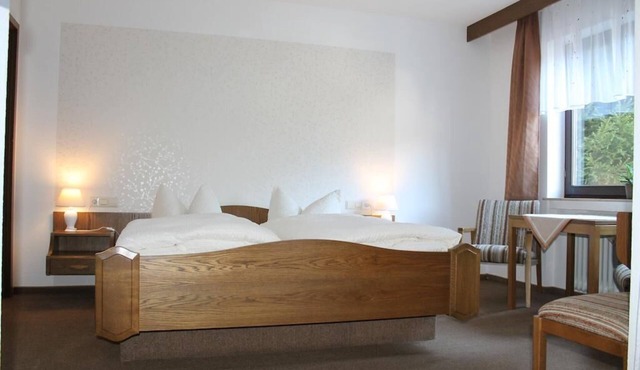 Quite double rooms with breakfast