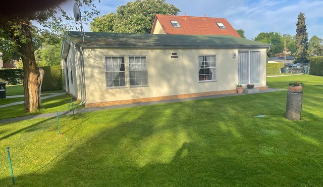 Rauchfangswerder Holiday Home with Private Terrace, Garden, and Wi-Fi