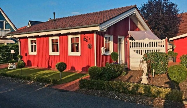Red Swedish house pet friendly!
