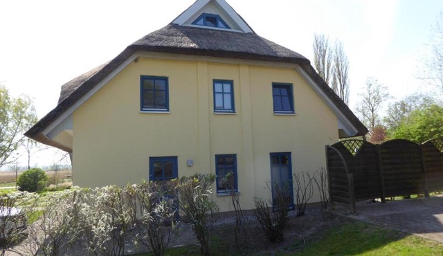 Reetdachhaus in der Puddeminer Wiek