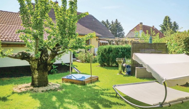 Relaxing in the healthy Baltic Sea air is what the vacation home in Steffenshagen stands for.