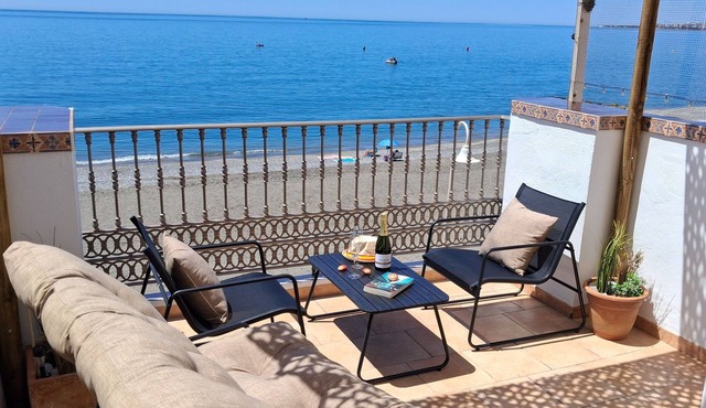 Retiro de Playa beachfront stay, direct beach access, near amenities